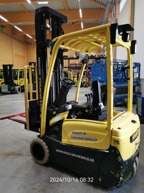 HYSTER Elektro-Frontstapler J1.6XNT