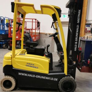 HYSTER Elektro-Frontstapler J2.0XN