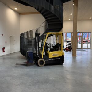 HYSTER Elektro-Frontstapler J1.8XNT (MWB)