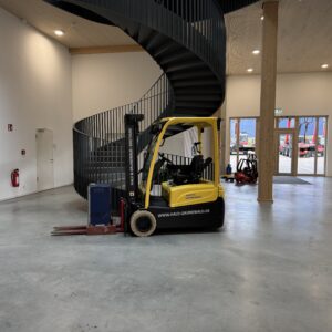 HYSTER Elektro-Frontstapler J2.0XNT