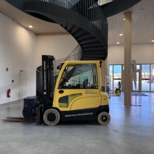 Hyster J3.0XN kaufen | 3t Elektro-Gabelstapler | Hald & Grunewald