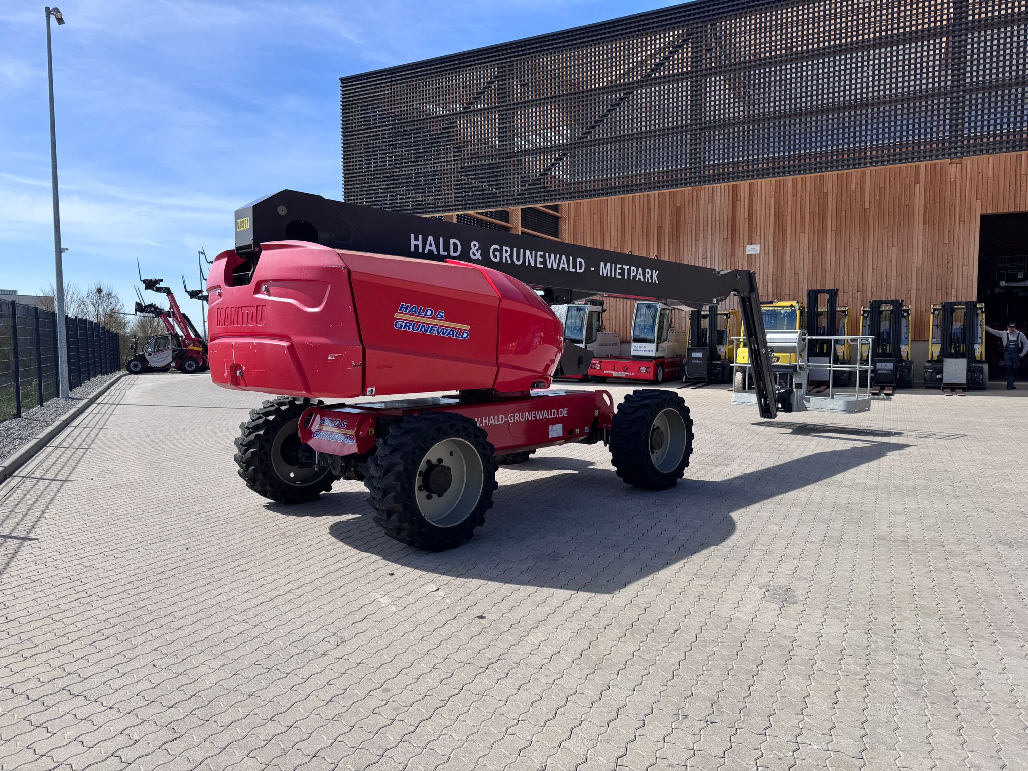 MANITOU Teleskopbühne 220 TJ – Bild 3