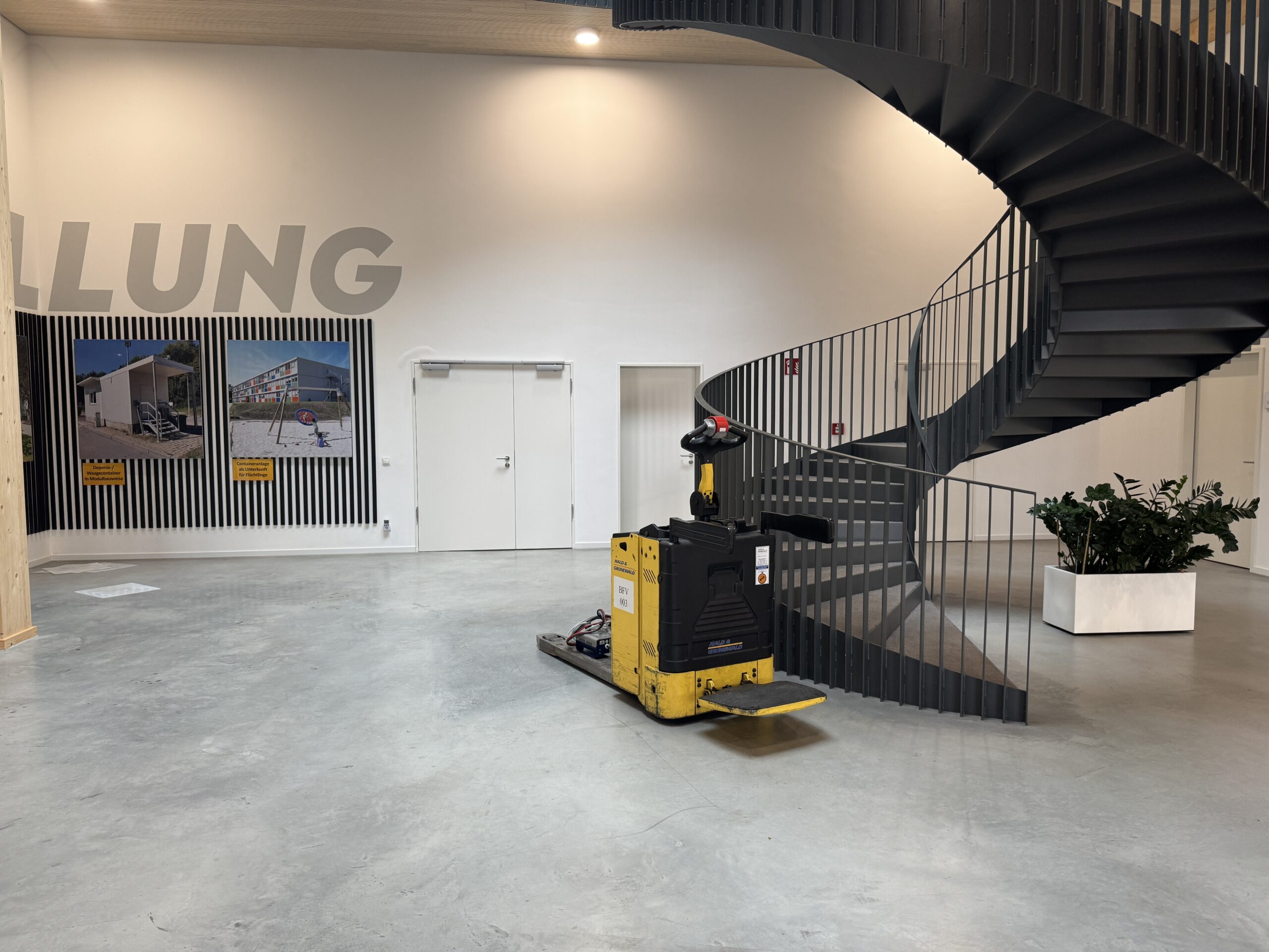 HYSTER Elektro-Niederhubwagen Typ P2.0SE – Bild 3